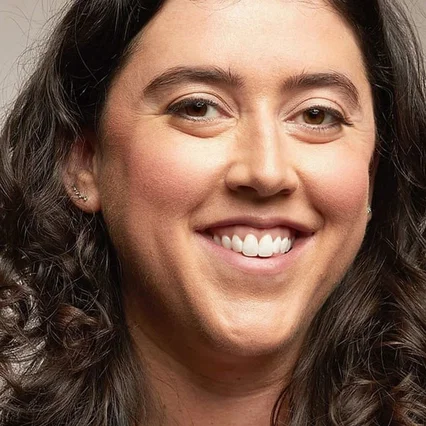  Alison Klayman
