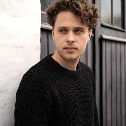  Tobias Schäfer