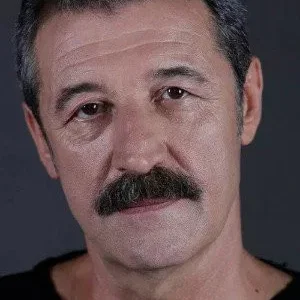  Nizam Namidar