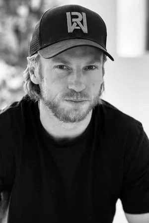  Lance Giles photo