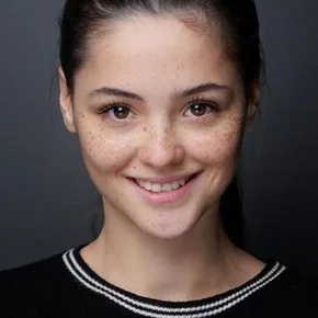 Photo star :  Derya Pınar Ak