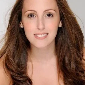  Luana Martau