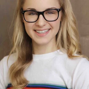 Photo star :  Analesa Fisher
