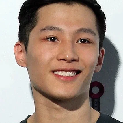  Bruce Tong Kwan-Chi