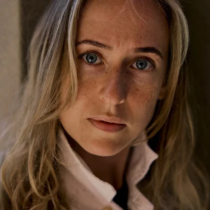  Nurit Hirschfeld
