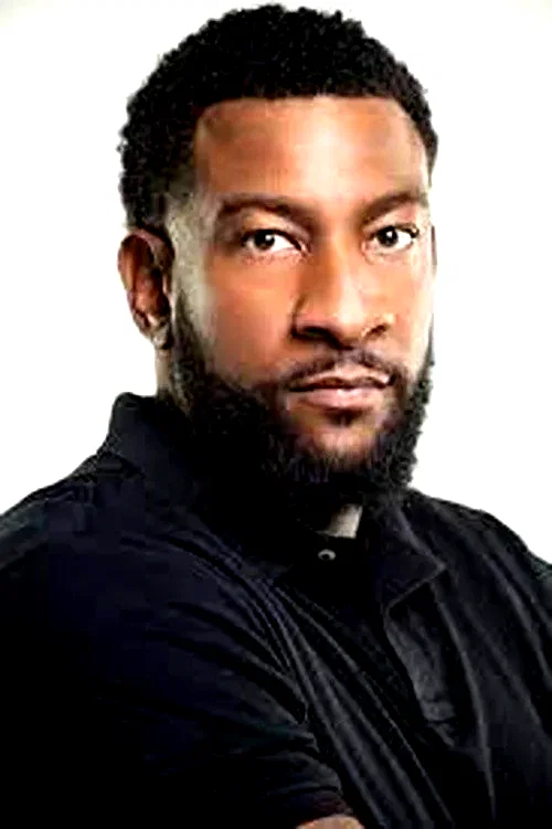  Kaamel Hasaun