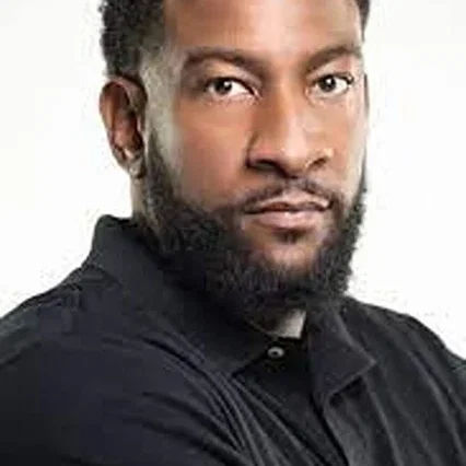  Kaamel Hasaun