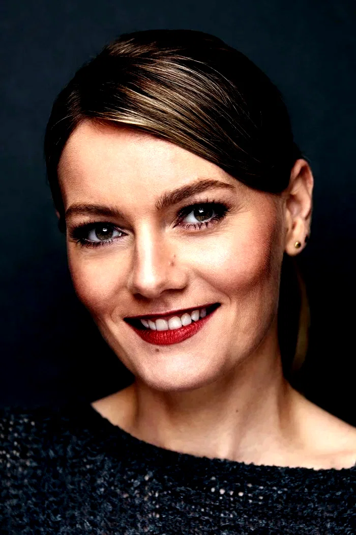  Martina Hill