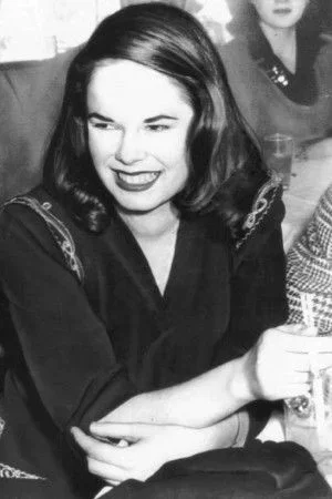  Oona O'Neill Chaplin
