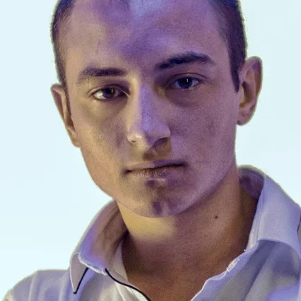  Adrián Rossi