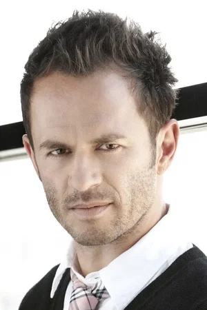 Greg Ellis