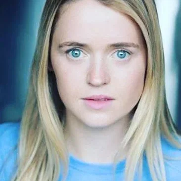  Sofia Oxenham
