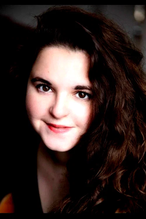  Emeline Faure