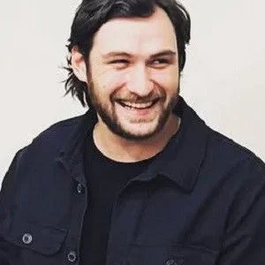  Giorgi Tabidze