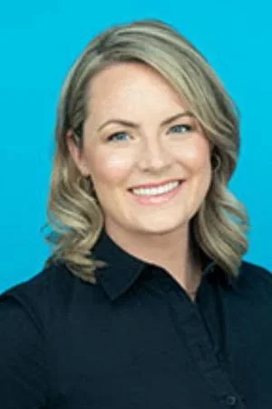  Stephanie Betts photo