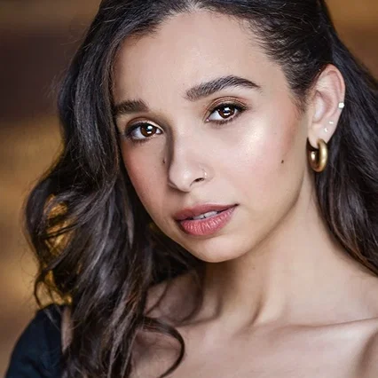  Sabrina Saudin