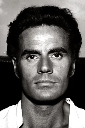  Carlos Estrada
