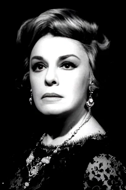  Anna Proclemer