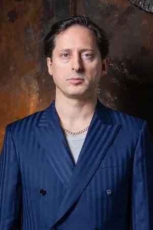  Carl Barât