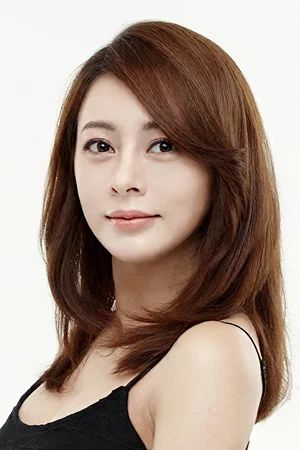  Miki Lee Ting-Yee