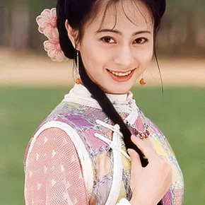 Photo star :  Miki Lee Ting-Yee