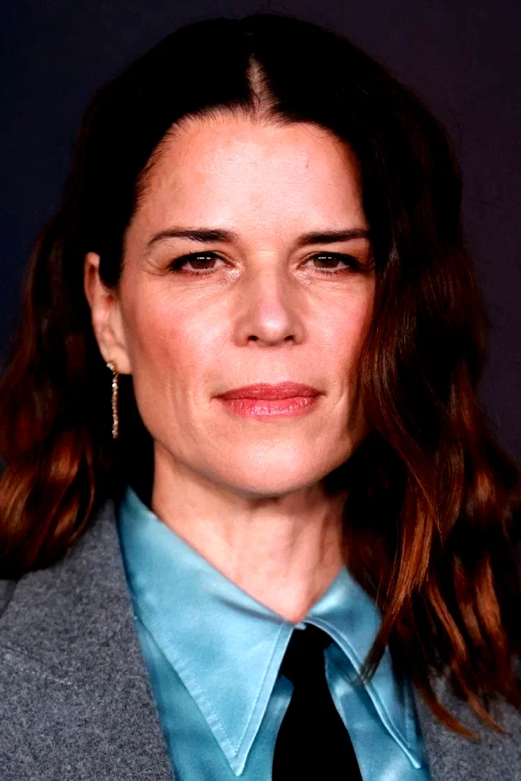 Neve Campbell