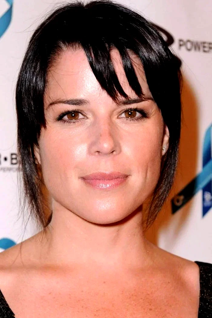 Neve Campbell