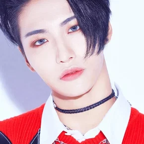 Photo star :  Park Seong-hwa