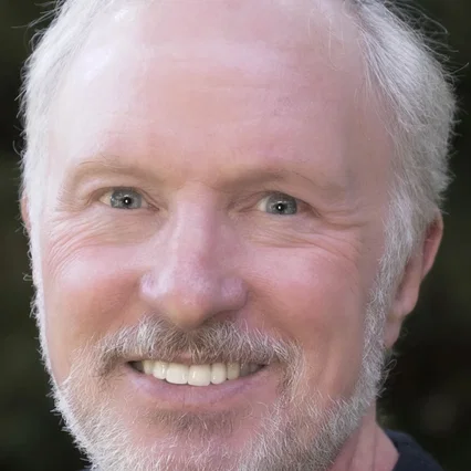  Tom Ropelewski