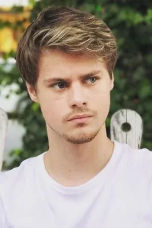  Mitchell Kummen