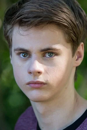  Mitchell Kummen