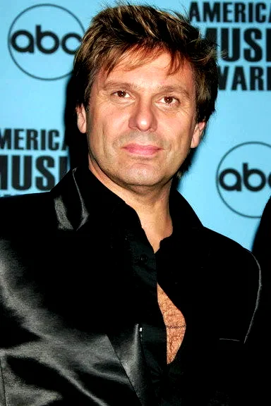  Roger Taylor