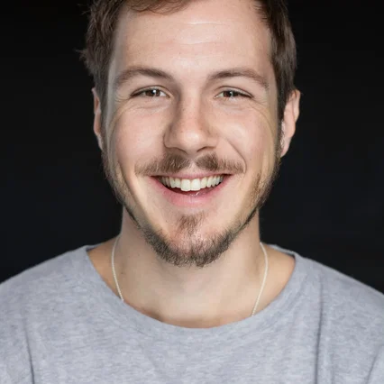  Joakim Robillard