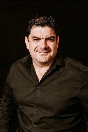  Cesar Zelada photo