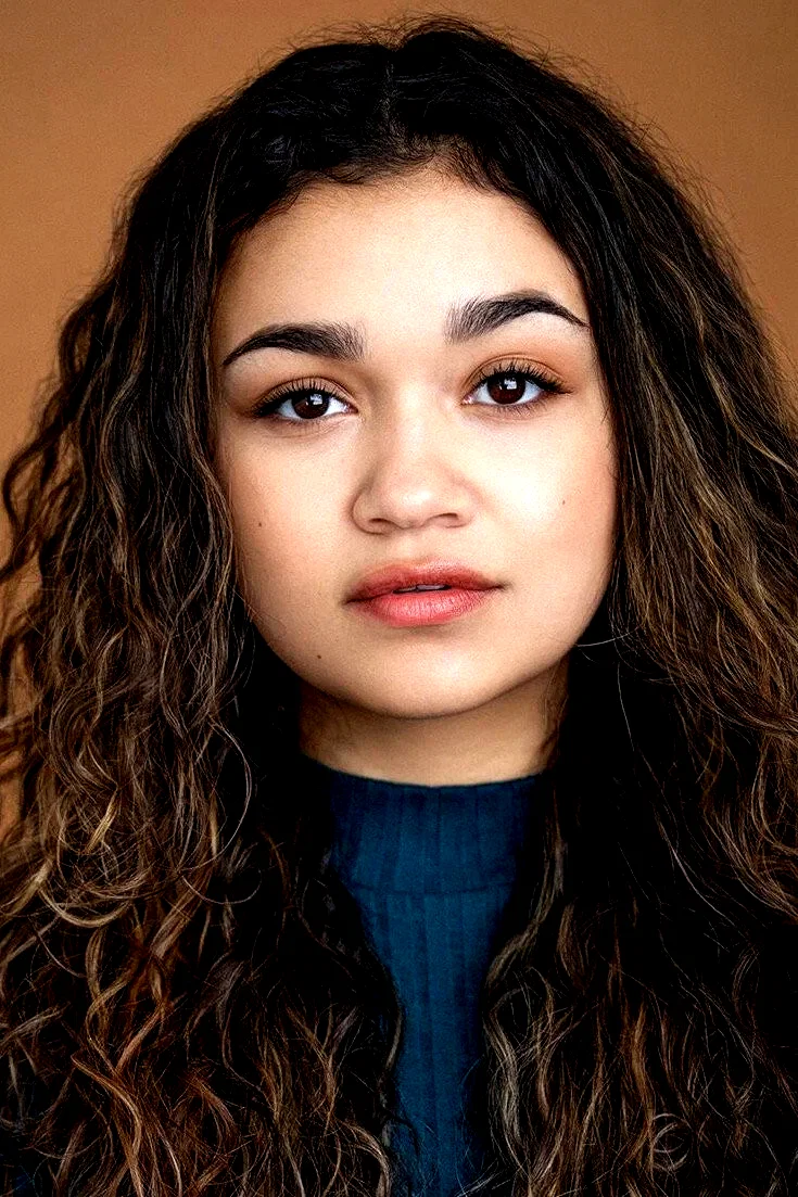  Madison Bailey