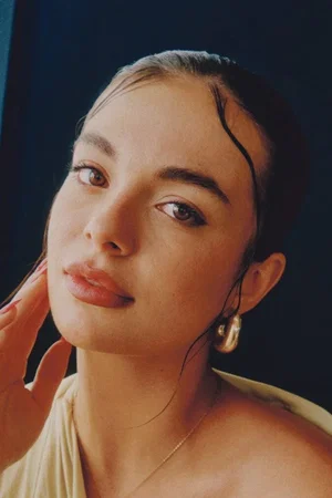  Lou Anna Hamon
