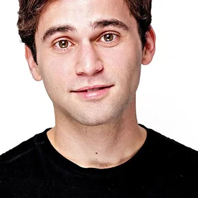Photo star :  Jake Borelli