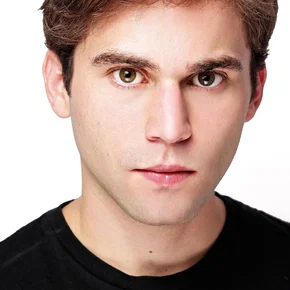 Photo star :  Jake Borelli