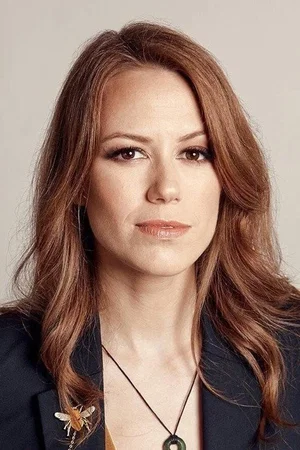  Marisha Ray photo