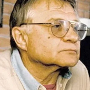  Александр Сурин