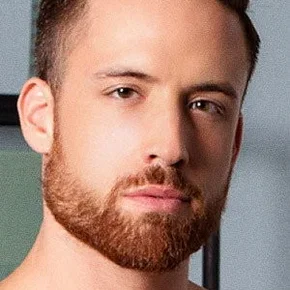 Photo star :  Jordan Levine