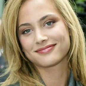 Photo star : Nora Arnezeder