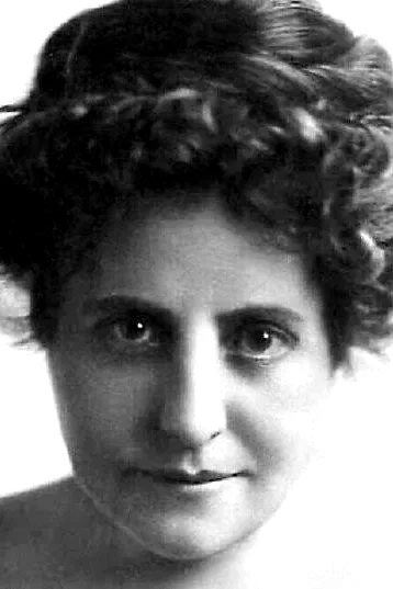 Lucy Davenport