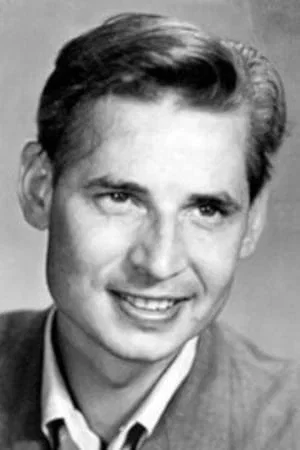  Анатолий Адоскин