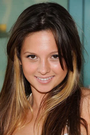  Mackenzie Rosman photo