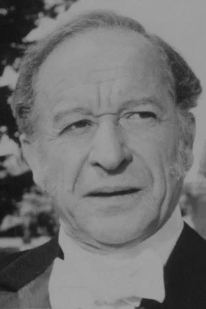  Pancho Cordova