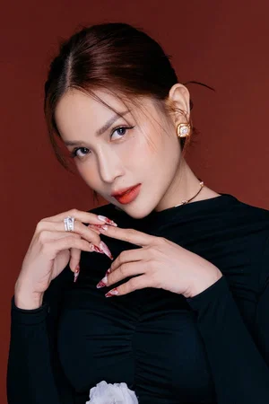  Khả Như photo