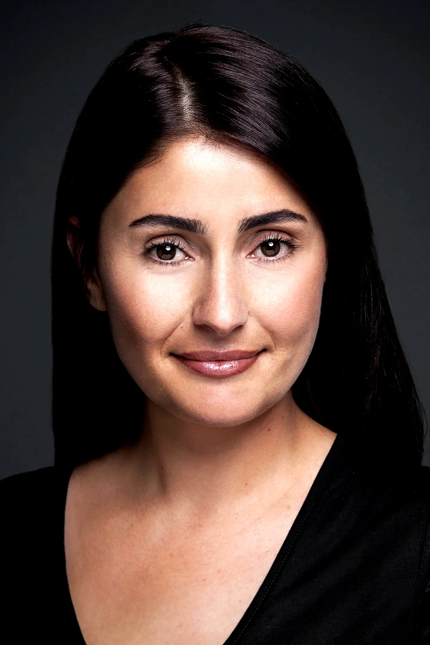  Özlem Taş