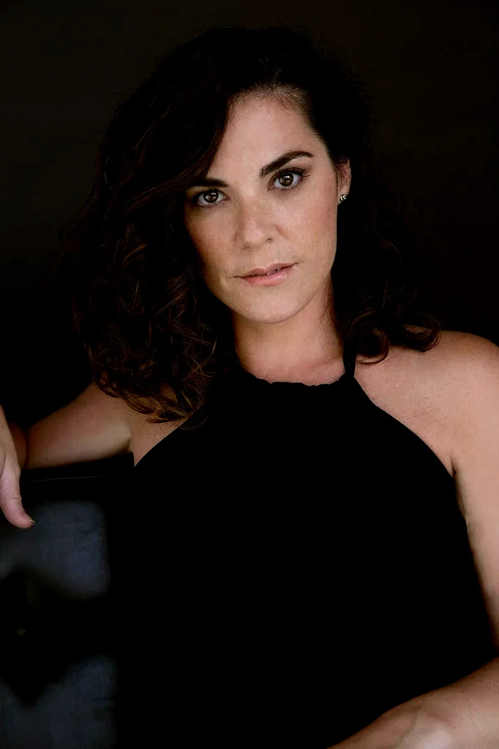  Esther Noya