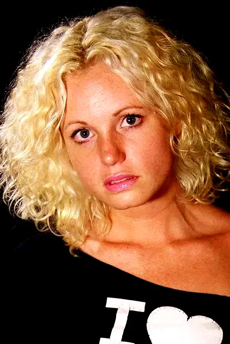  Ellie Church